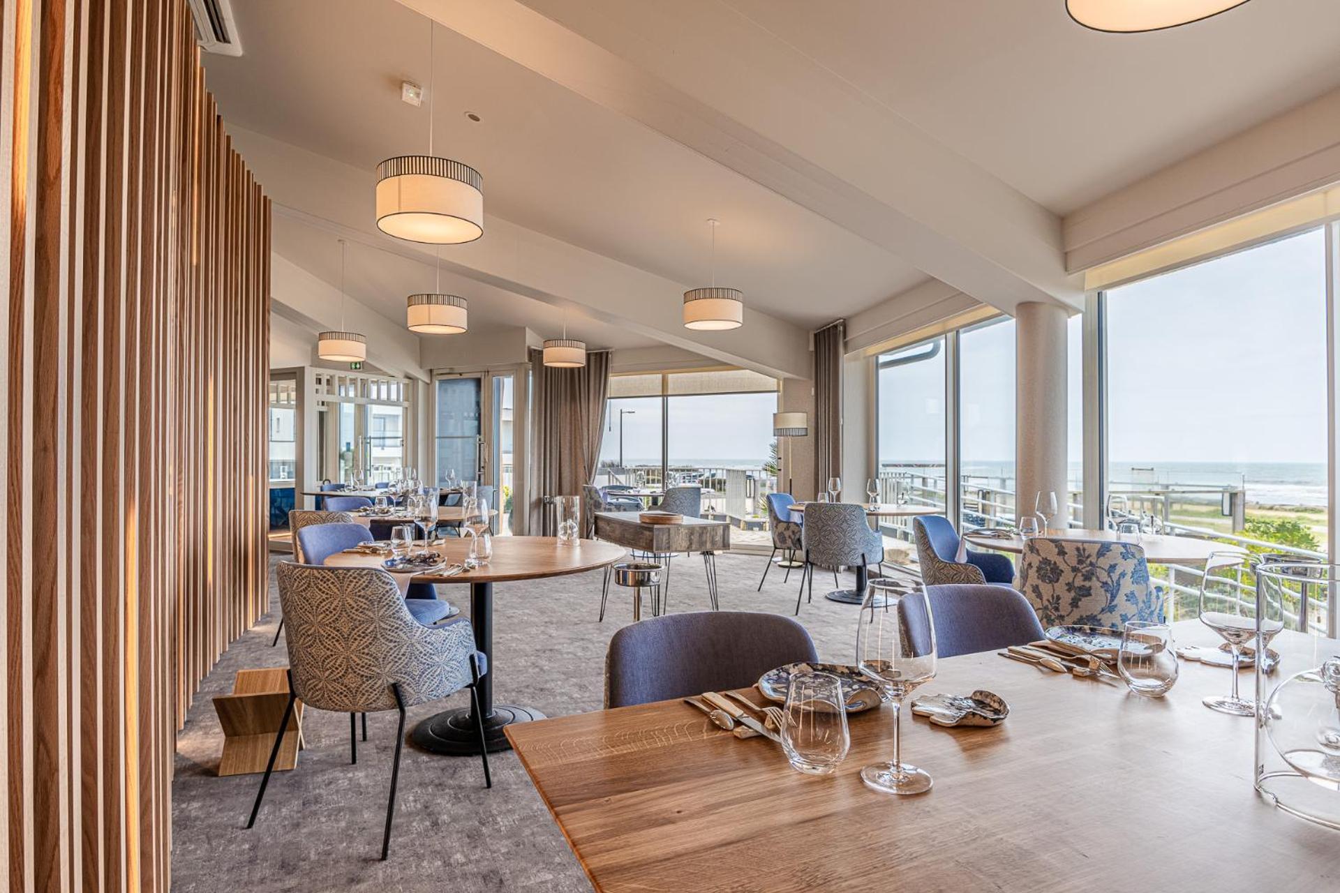 Logis Hotellerie Les Brisants , Restaurant J M Perochon Bretignolles-sur-Mer Ngoại thất bức ảnh