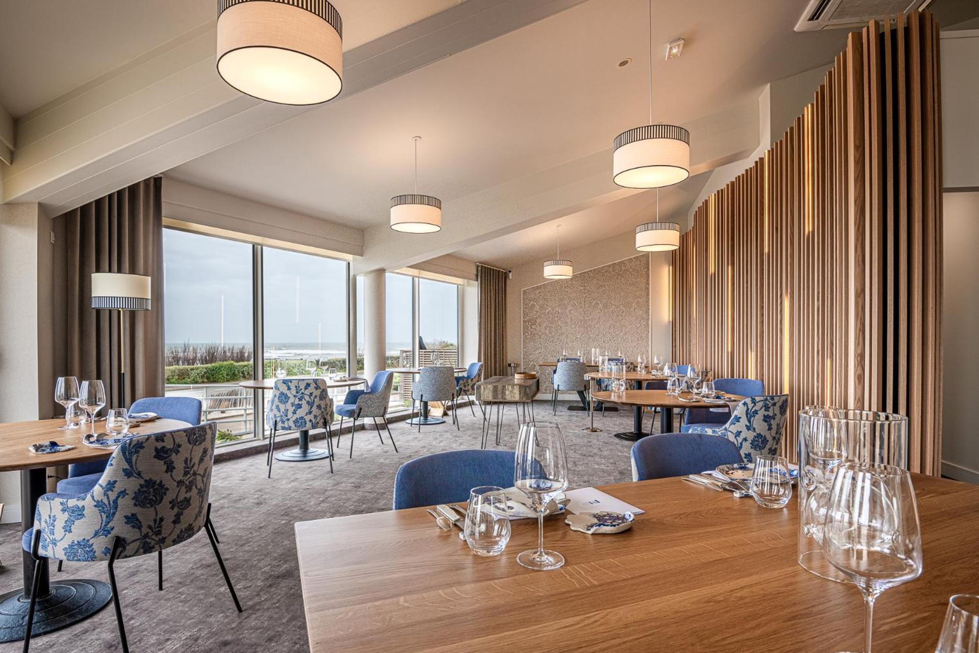 Logis Hotellerie Les Brisants , Restaurant J M Perochon Bretignolles-sur-Mer Ngoại thất bức ảnh