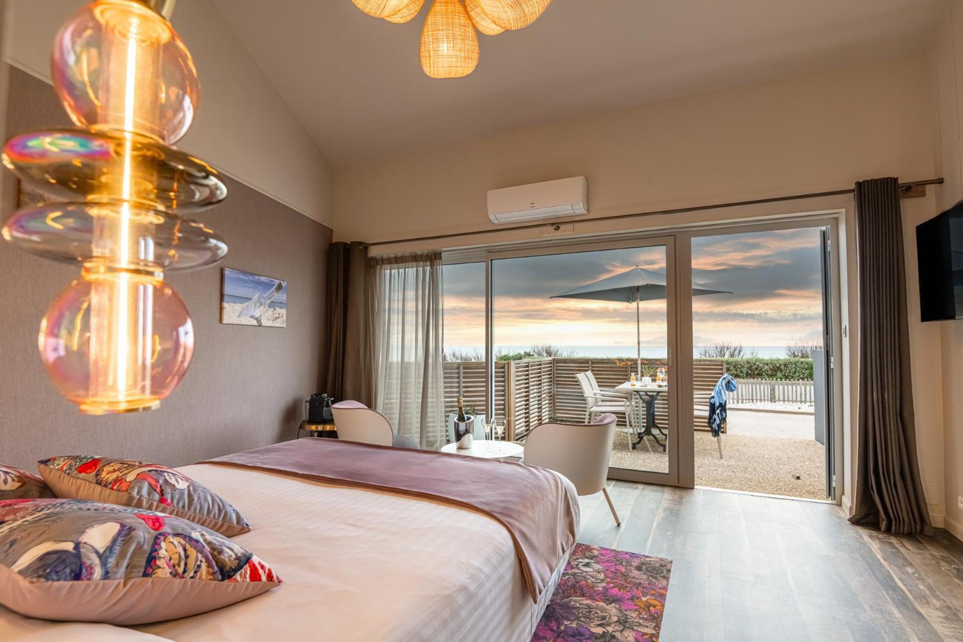 Logis Hotellerie Les Brisants , Restaurant J M Perochon Bretignolles-sur-Mer Ngoại thất bức ảnh