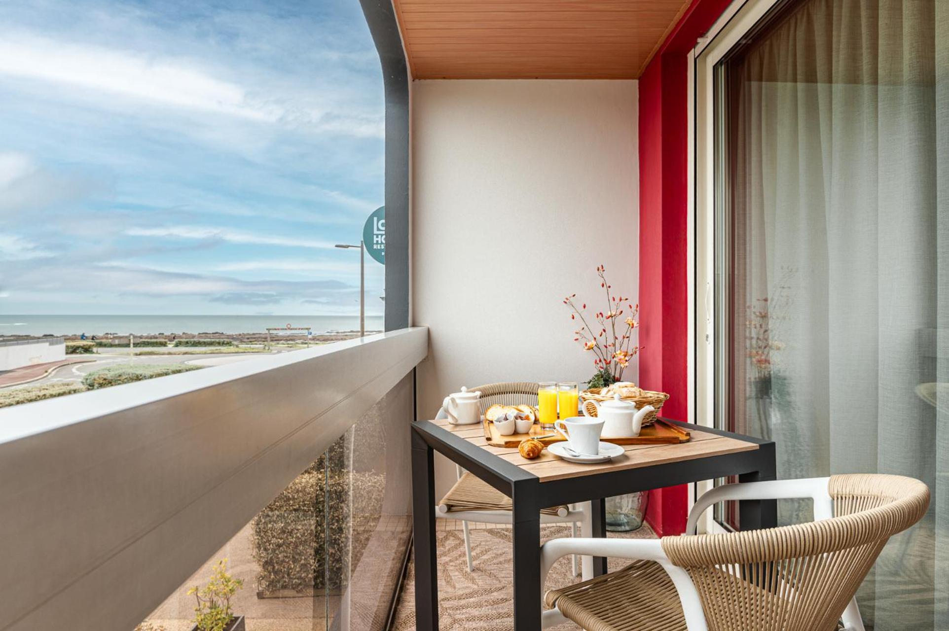 Logis Hotellerie Les Brisants , Restaurant J M Perochon Bretignolles-sur-Mer Ngoại thất bức ảnh