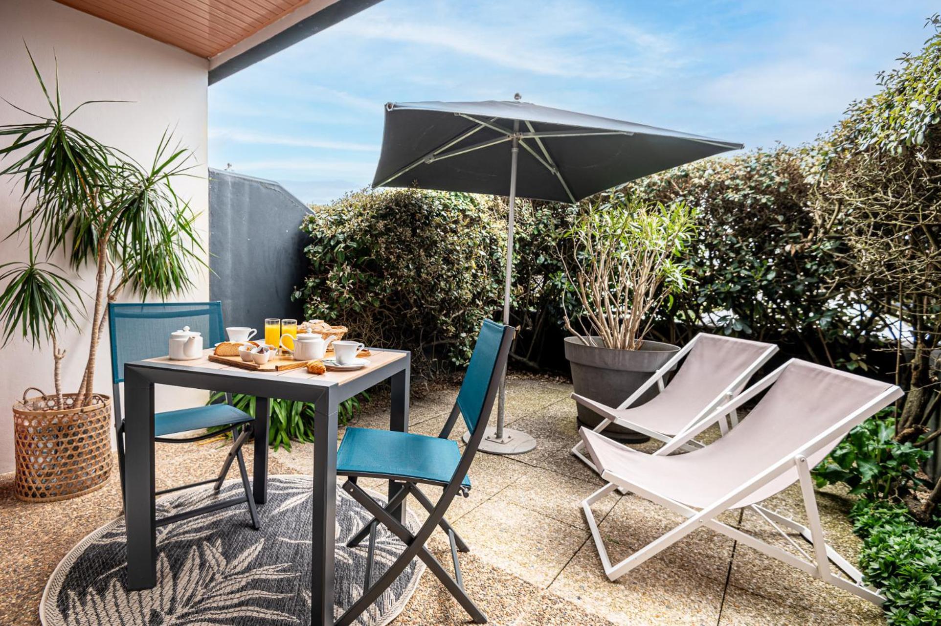 Logis Hotellerie Les Brisants , Restaurant J M Perochon Bretignolles-sur-Mer Ngoại thất bức ảnh