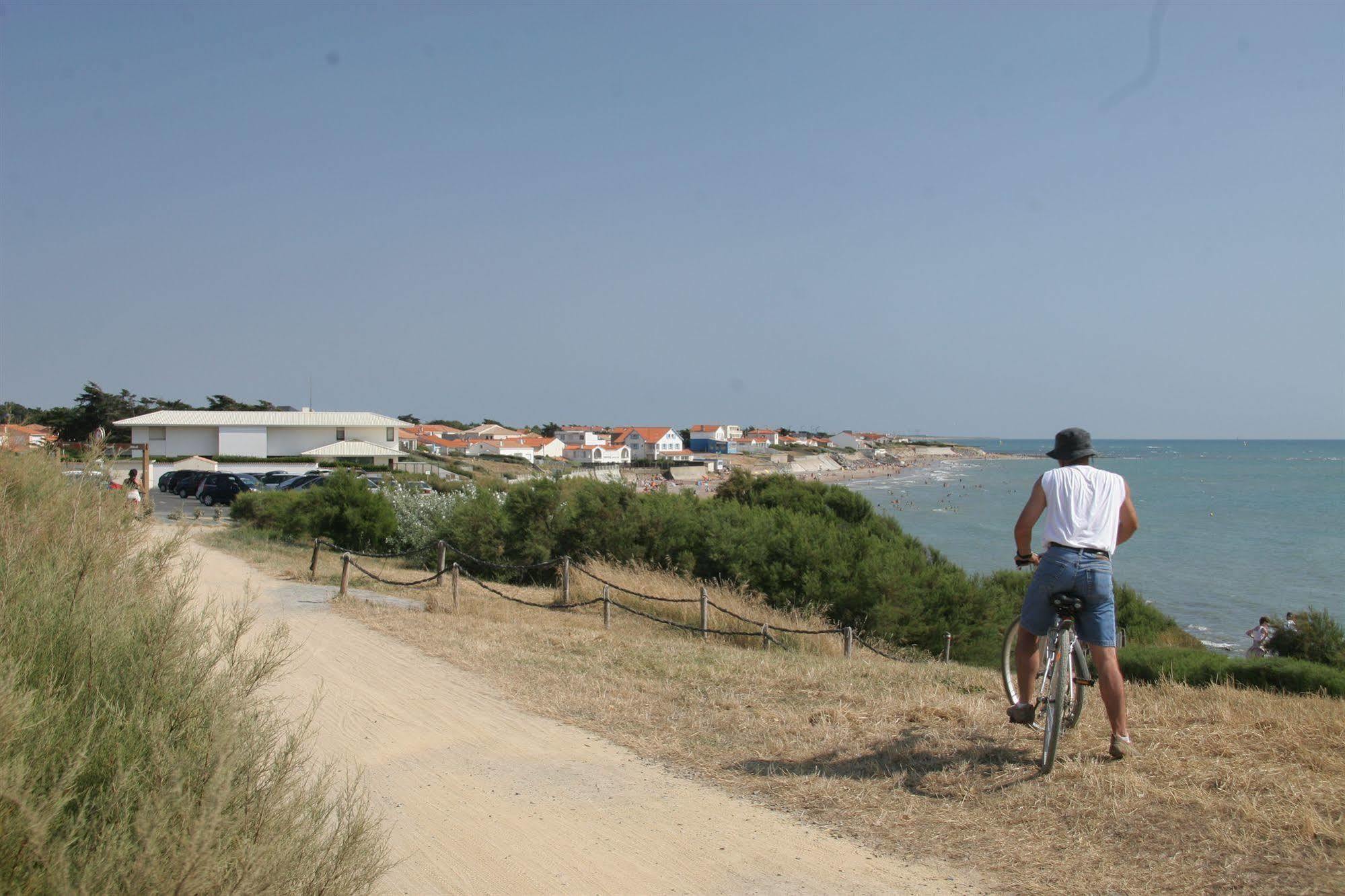 Logis Hotellerie Les Brisants , Restaurant J M Perochon Bretignolles-sur-Mer Ngoại thất bức ảnh