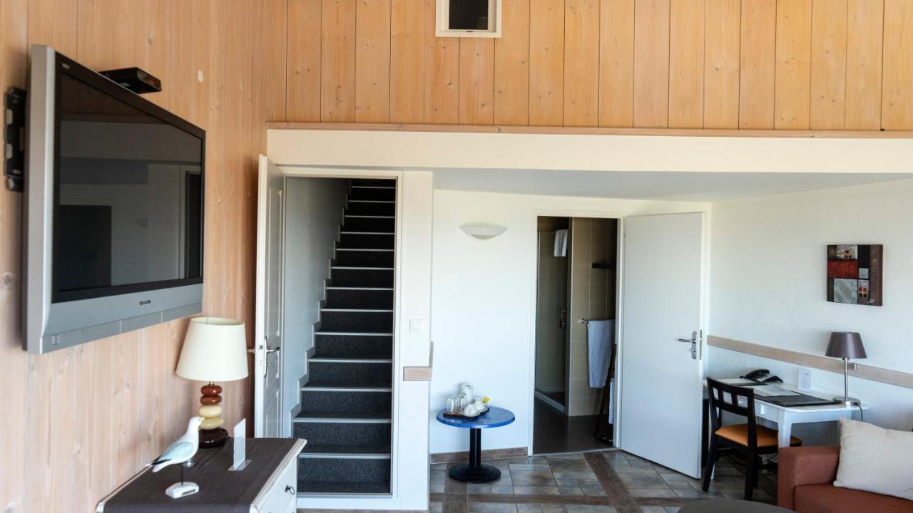 Logis Hotellerie Les Brisants , Restaurant J M Perochon Bretignolles-sur-Mer Ngoại thất bức ảnh